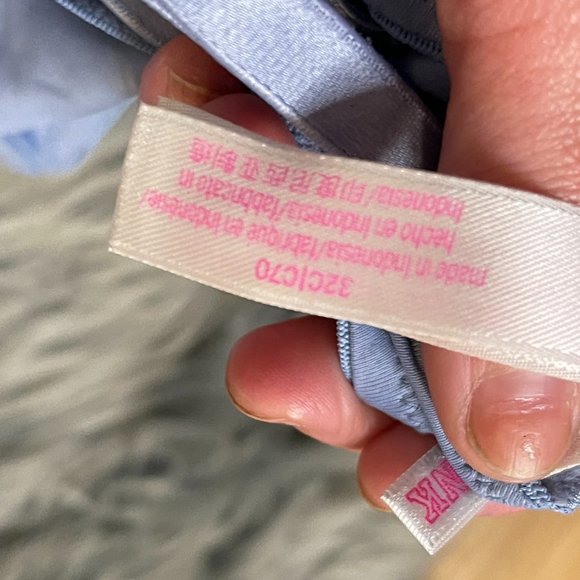 NWOT‎ Victoria's Secret Pink Light Purple Bra, 32C - Picture 5 of 5